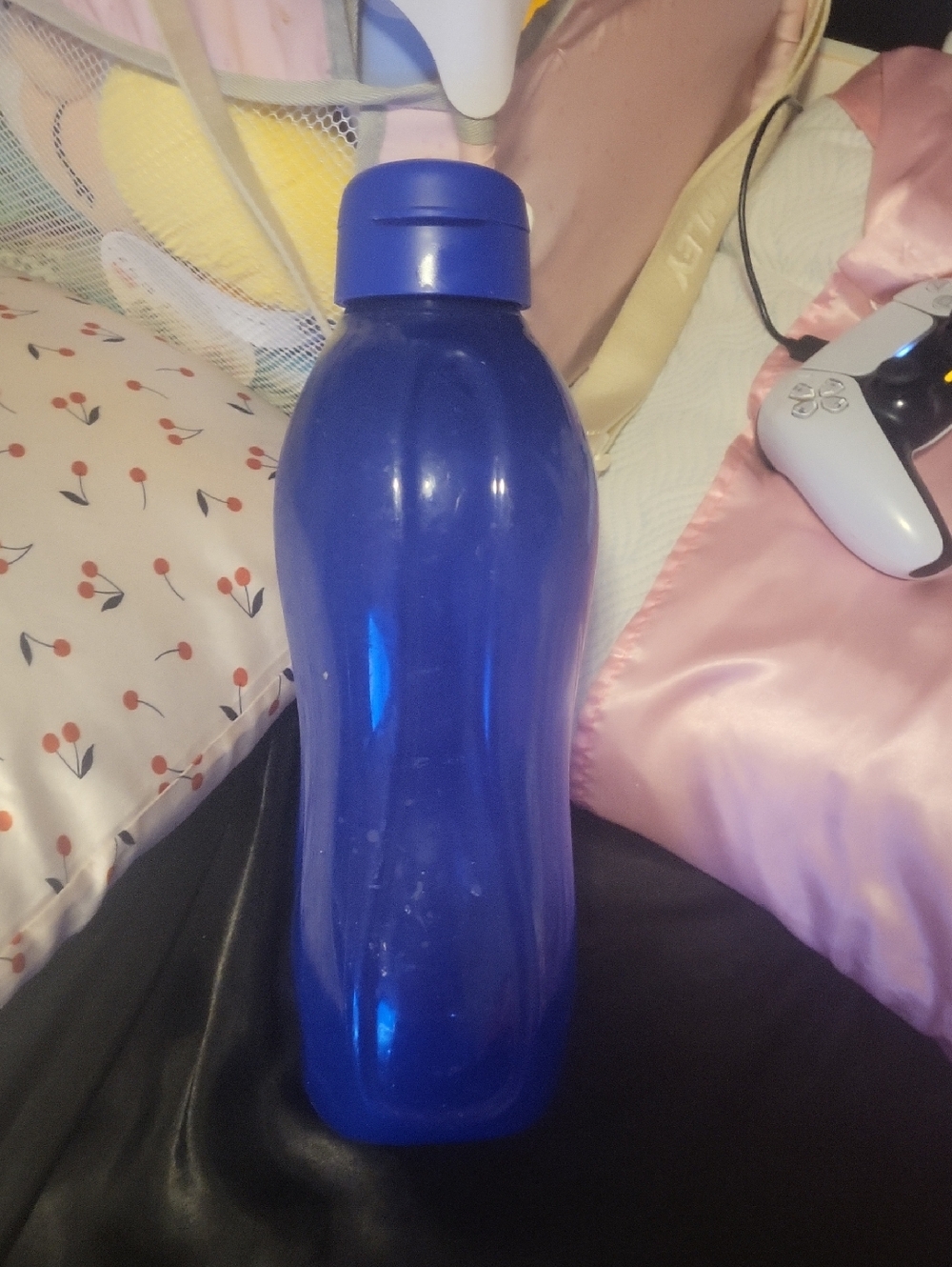 Tupperware Deep Blue Plastic Water Bottle